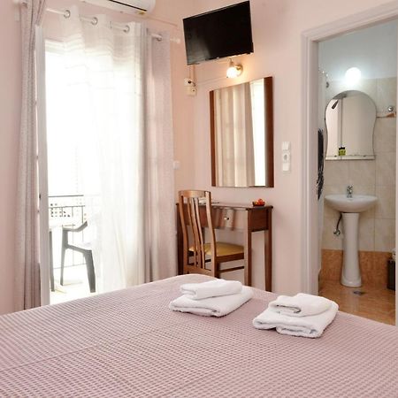 Hotel Villa Plaza Spetses Town Ngoại thất bức ảnh