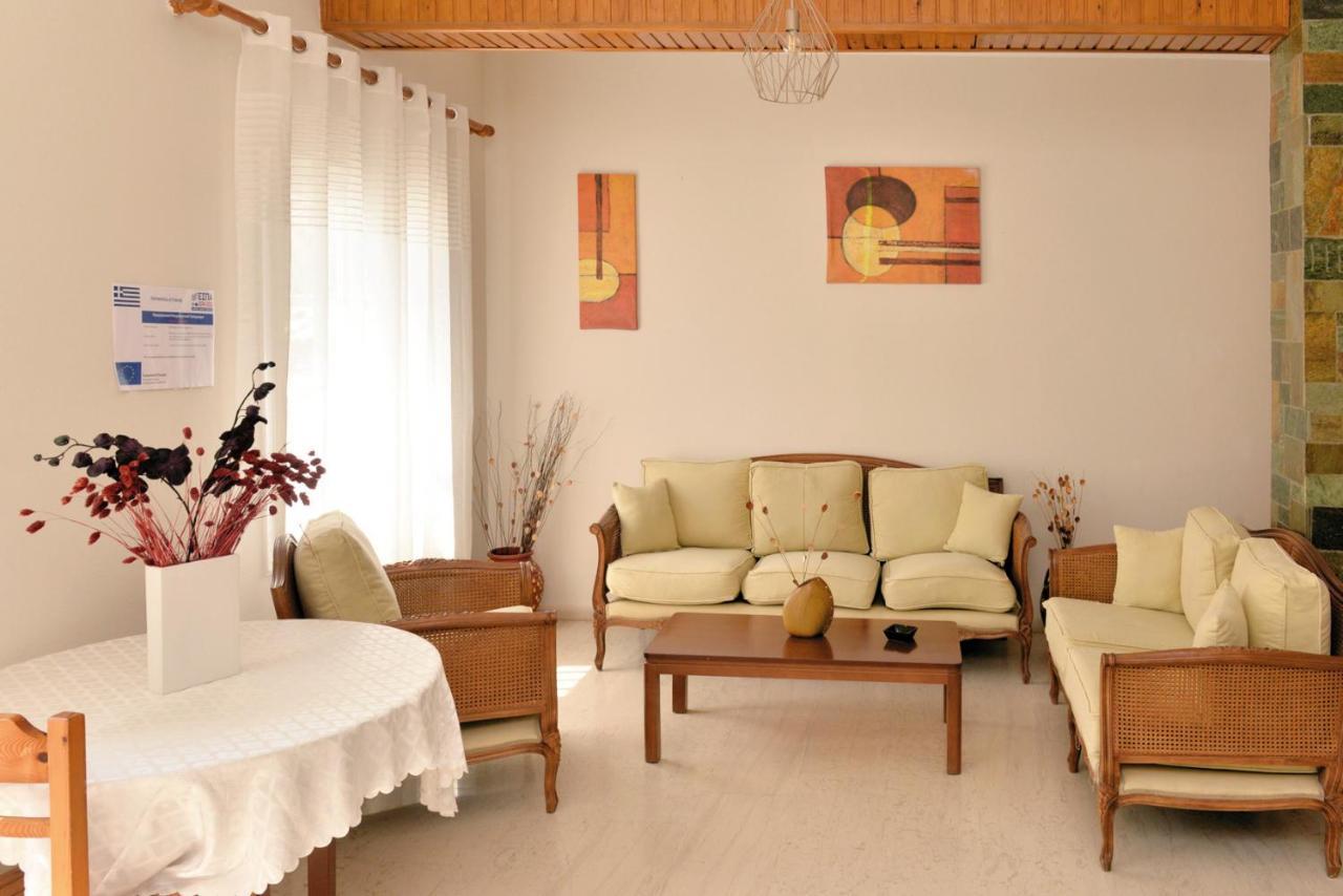 Hotel Villa Plaza Spetses Town Ngoại thất bức ảnh