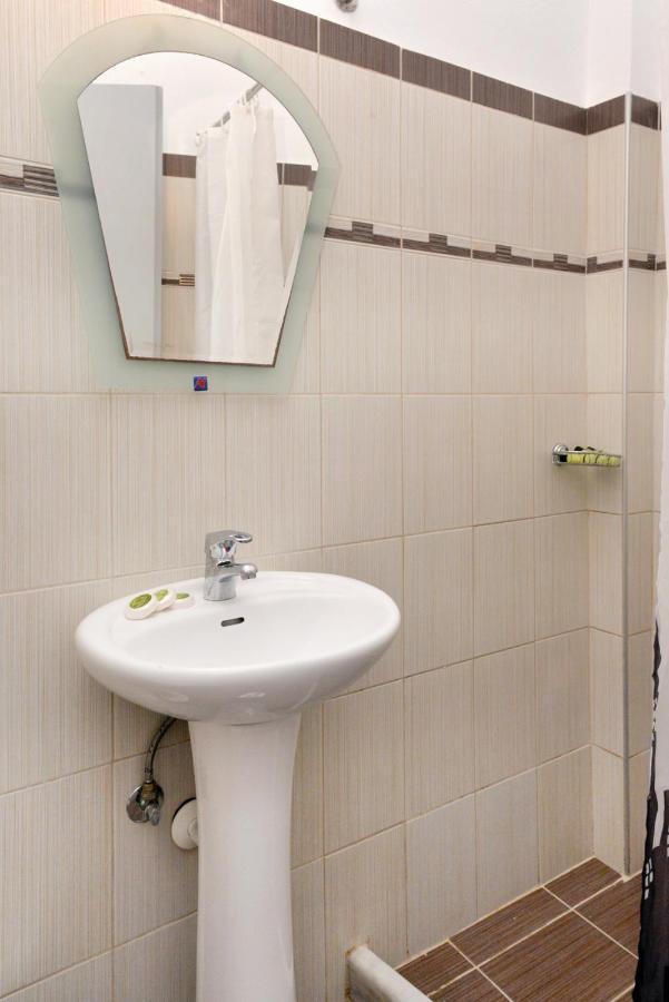 Hotel Villa Plaza Spetses Town Ngoại thất bức ảnh